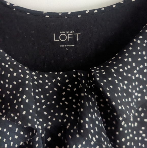 Black with white dots, ruffled chest loft shirt - Picture 4 of 4